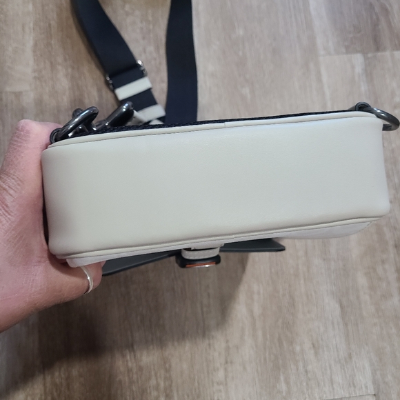 Coach track pack in color blocking - Picture 4 of 12